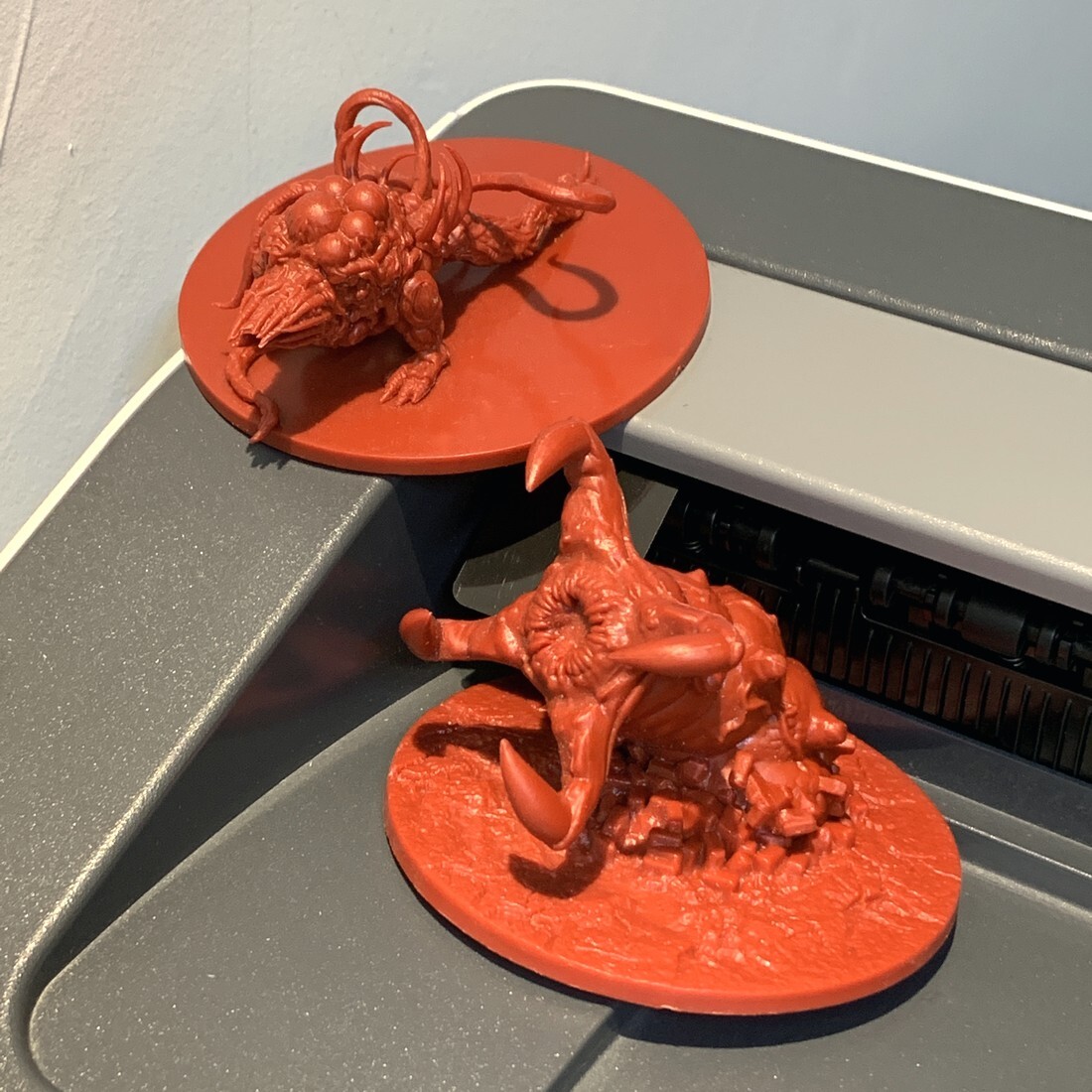 Miniaturas de Monstros Caçador - Board Game Zombies avaliação e preço